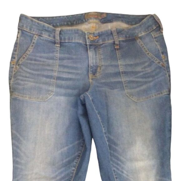 Torrid Vintage Stretch Mid Rise Raw Hem Crop Boyfriend Jeans Size 12 - Picture 5 of 14